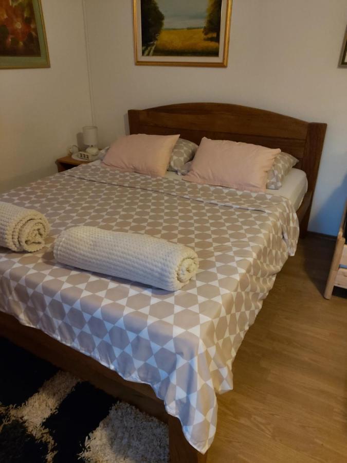 Studio Apartman Kotro Beli Manastir 外观 照片