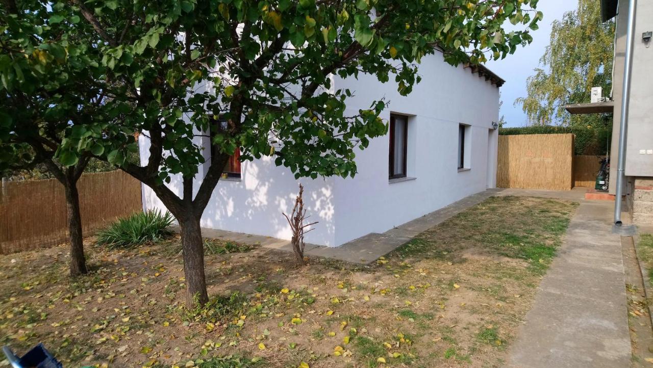 Studio Apartman Kotro Beli Manastir 外观 照片
