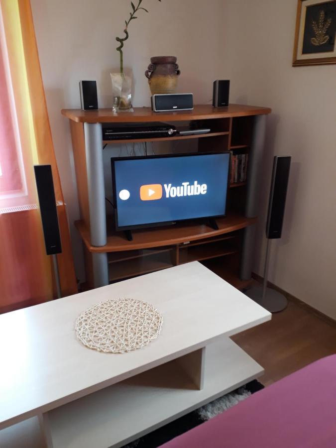 Studio Apartman Kotro Beli Manastir 外观 照片